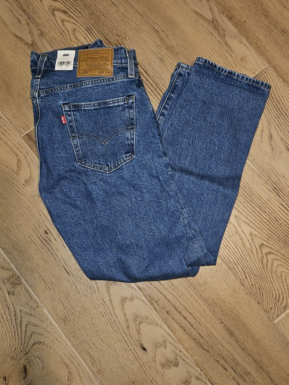 Levi's 511 Men's Medium Blue Straight-Leg Jeans Slim